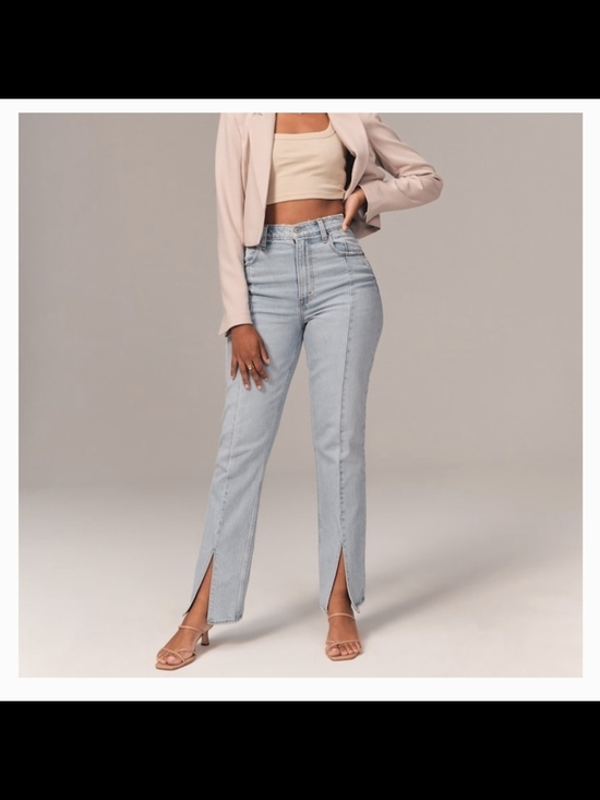 Abercrombie & Fitch Denim - Abercrombie & Fitch 90s Straight Ultra High Rise Jeans Size 8 R 29 Split Front